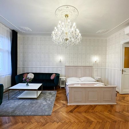 Stupartska - Premium Old Town Residence Praag Buitenkant foto